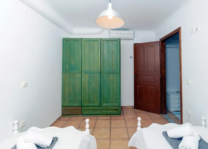 Callisto Houses * Márpissa