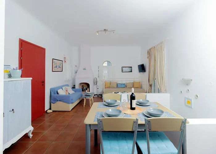 Callisto Houses Holiday home