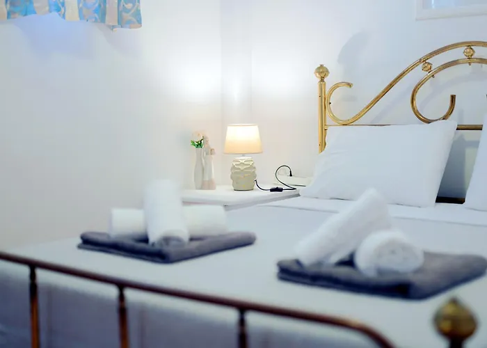 Callisto Houses Marpissa